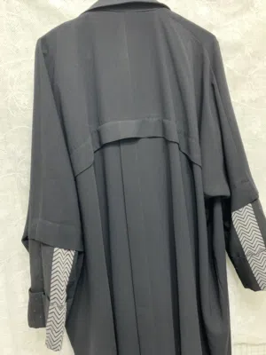 عبي وملابس