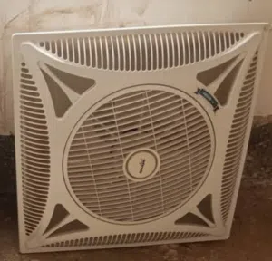 مراوح سقوف ثانويه عدد 4 بحاله جيده استعمال قليل