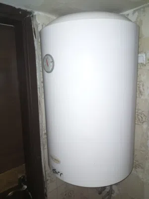 سخان مياه 80 لتر سعودي بحاله ممتازه شغال ميه ميه للبيع