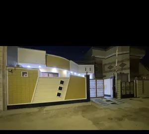 بيت للبيع في منطقه السنيديه خلف مجمع الرحمه شارع حسينية قمر بني هاشم