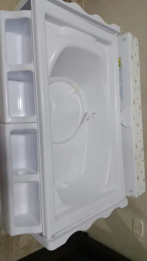 طاولة غيار للبيبي