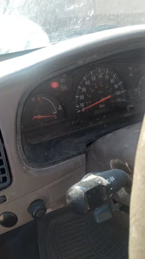 تويوتا تندرا موديل 2004