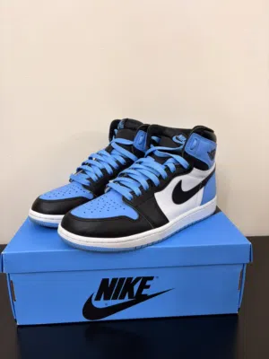 Air Jordan 1 Retro High OG “UNC Toe”