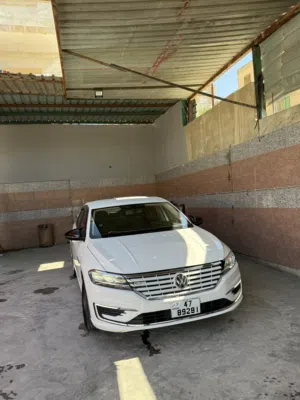 اي لافيدا 2021 للبيع