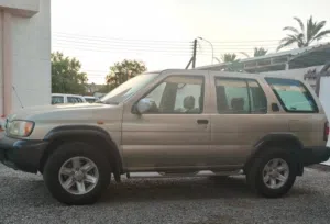 Used Nissan Pathfinder in Al Batinah