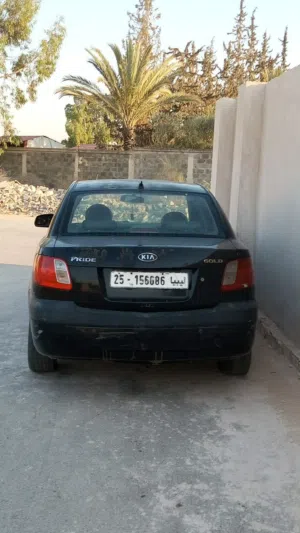 Used Kia Pride in Tripoli