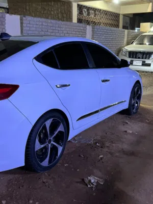 Used Hyundai Avante in Khartoum