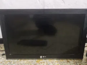 شاشه lg حجم 32 نضيفه