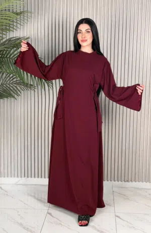فستان مميز ب 9 دنانير شامل التوصيل