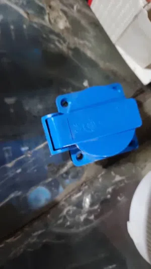 قطع غيار مولدات كهرباء كربيترات