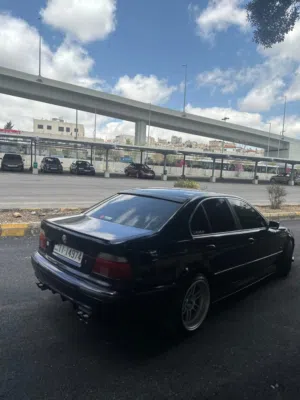 BMW M5 E49