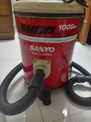 مكنسه كهرباء نوعها سانيو ياباني على الفحص