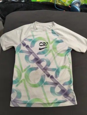 T-Shirts . Adidas . XS . New0