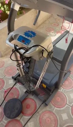 سير مشي و اداة تمرين بطن