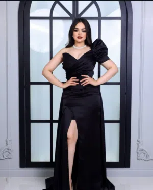 فستان سهرة أسود للبيع