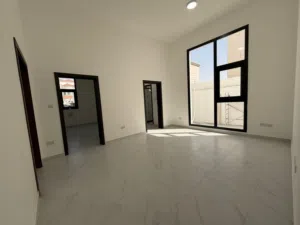 غرفتين وصاله مدخل خاص بمدينه الرياض