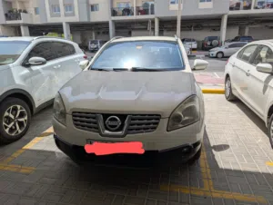 Urgent Sale Nissan Qashqai 2009 GCC, Well Maintained family car
