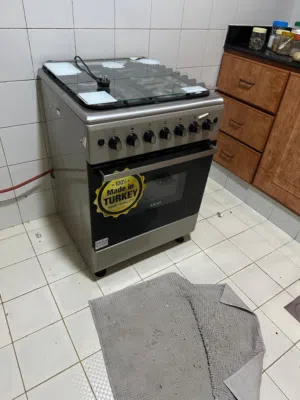 4 burner gas cooking range