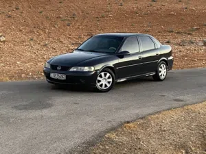 Used Opel Vectra in Irbid