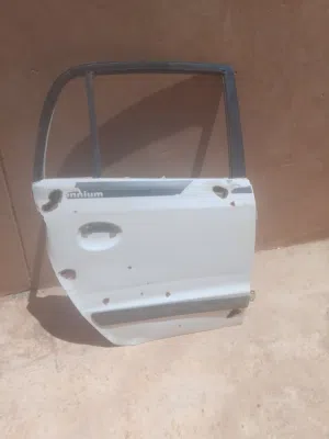 قطع ابواب هيكل السياره فيستو للبيع سكنت هانت  للتفاصيل و المعرفة السعر النهائي  اتصل  واتس