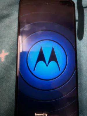 Motorola Edge 20 Pro in alain