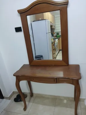 بيرو مع مرايا خشب زان ممتازه