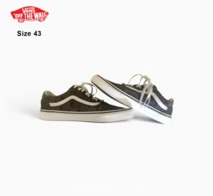 شوز (حذاء) فانز كلاسيك نادر –مقاس 43_Rare Vans Off The Wall Classic Low Sneaker