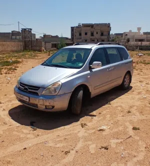 كيا كرنفال 2007.
