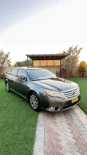 Used Toyota Avalon in Al Dakhiliya