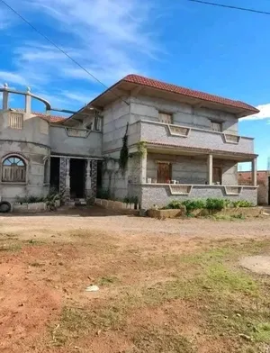 More than 6 bedrooms . 2 Bathrooms . 300 m22