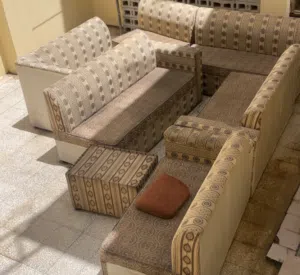 جلسه منزليه تكفي لعشرين شخص