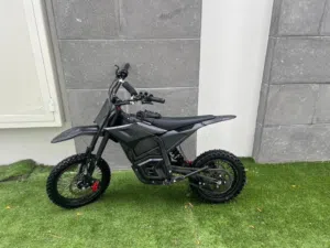 Crony 01 Full Black (2025)