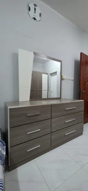 6 Drawer Dresser Urgent Sale