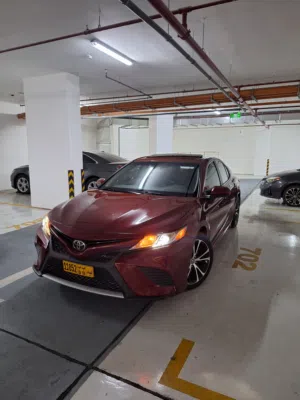 تويوتا كامري 2018 Toyota camry se ممشى 105 الف