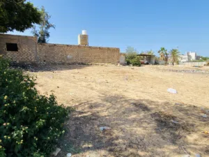 قطعت ارض بلقرب من جزيرة ساعه عين زاره