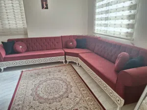 طقم كنب وطاولة سفرة