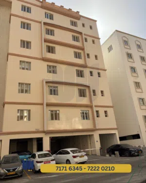 APARTMENT FOR RENT IN QURUM - شقة للأجار في القرم