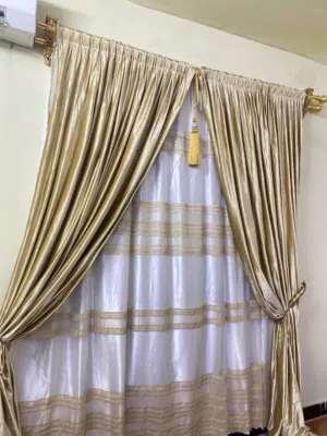 ستائر او برده لون بيجي وابيض ملكي يجنن كلش حلو نضيف