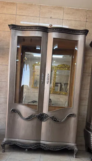 للبيع مستعجل فضيه خشب زان بحالة الوكالة