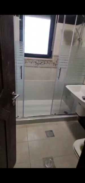 شقة للايجار غير مفروشة ضاحية الريحان