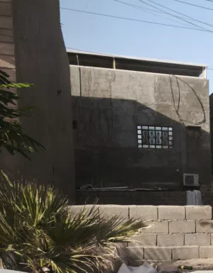 طابو صرف 150م عل شارع 15 ومقابل خدمات حي المهندسين البصرة. للبيع او مراوس قطعة اكبر