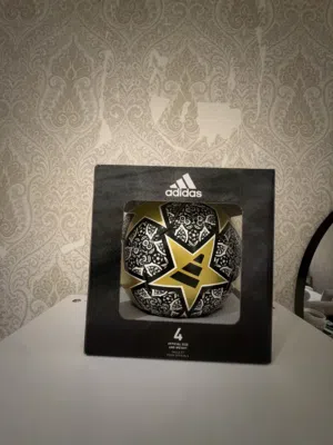 Football champions league  Size 4