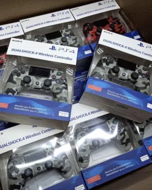 جهاز بلايستيشن 4 .........