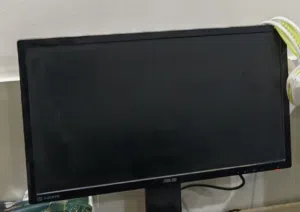 24 Asus monitors for sale in Amman