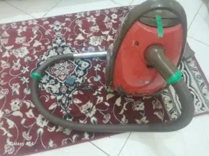 مكنسة كهربائية