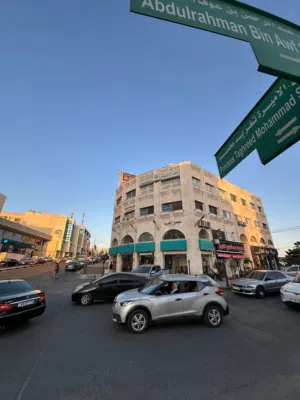 مكاتب للإيجار ب مرج الحمام دوار العلم (البكري سابقا) بمساحة 50م