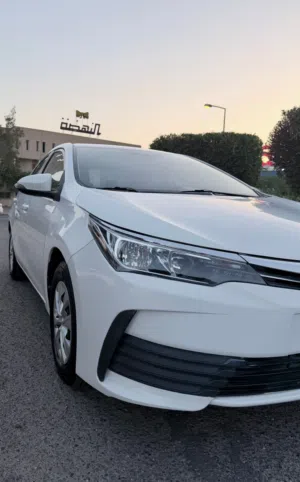 للبيع كورولا 2018 1600cc 154kmبحاله فوق الممتازه