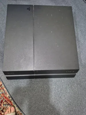 Used PS4 with games and 2 controllers