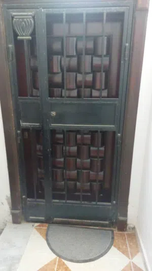 باب حمايه حديد