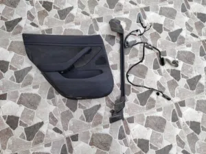 قطع غيار تسلا موديل 3